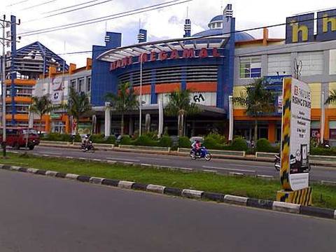 Ayani Mega Mall Pontianak